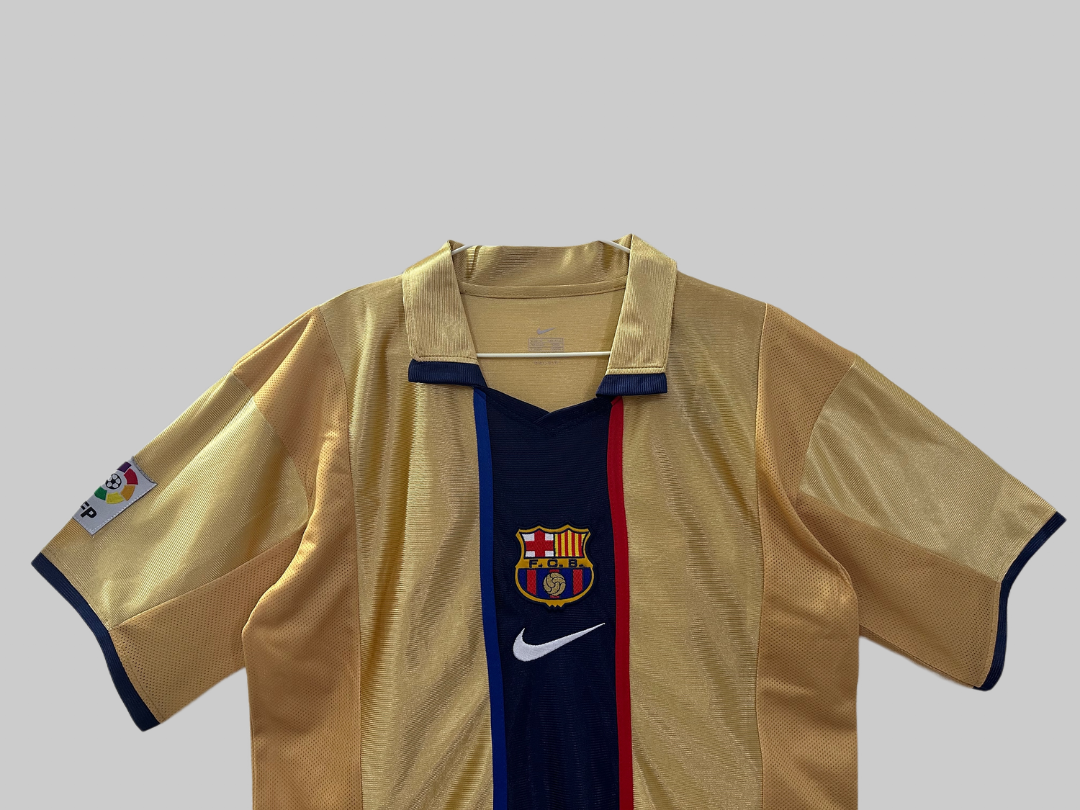 FC Barcelona 01/02 (Away)