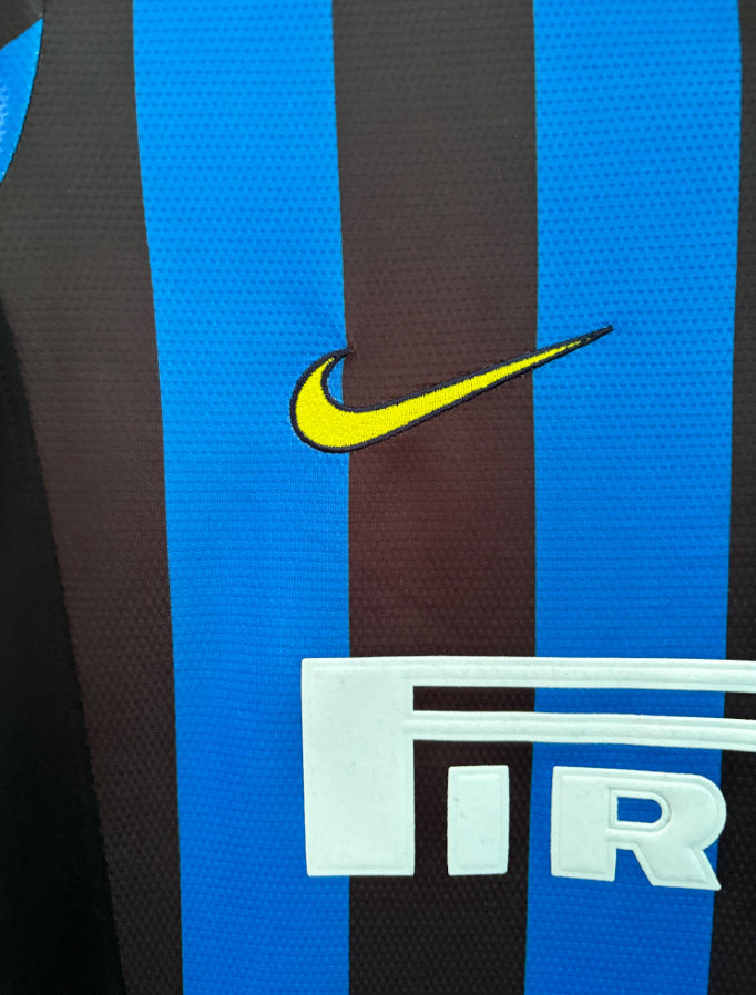 Inter Milan 98/99 (Home)