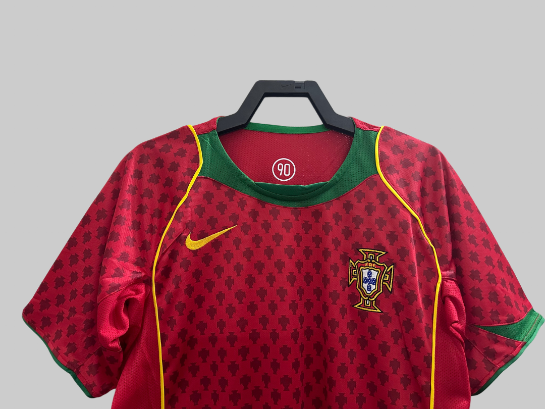 Portugal 04/05 (Home)