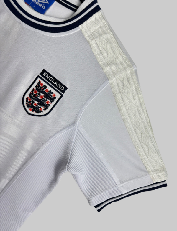 England ‘00 Euros (Home)