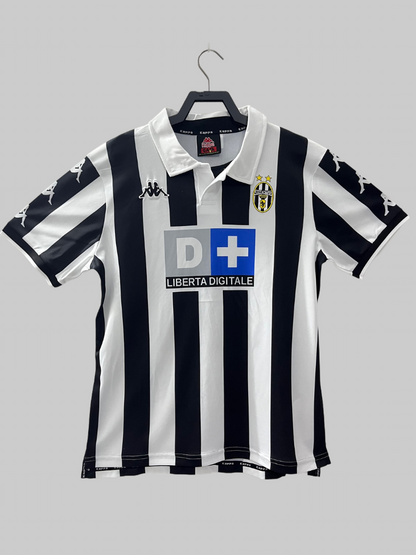 Juventus 00/01 (Home)